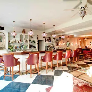 Paris Guest house