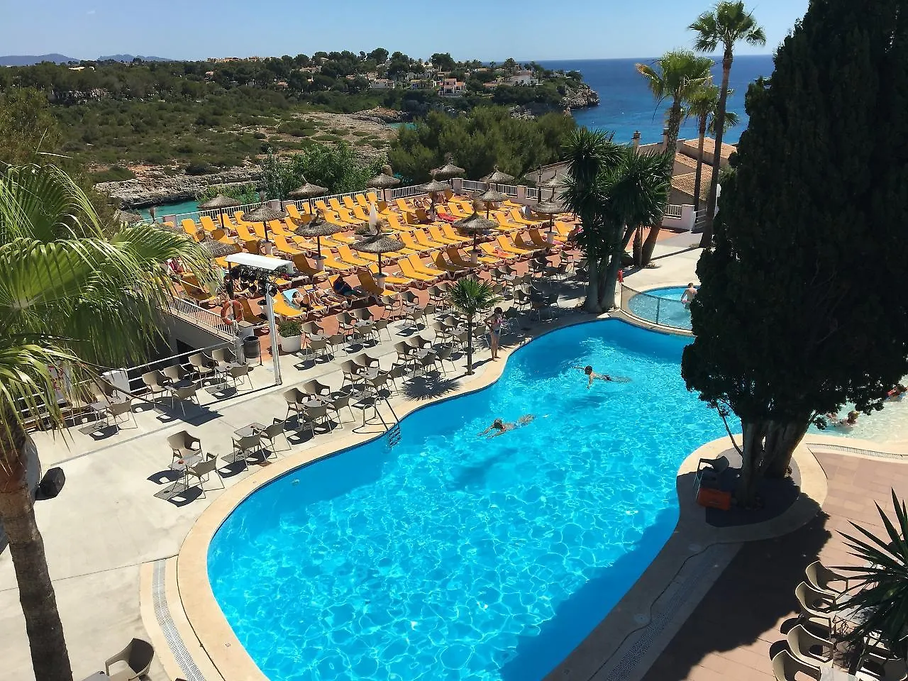 Flipflop Cala Mandia Hotel Cala Mandia